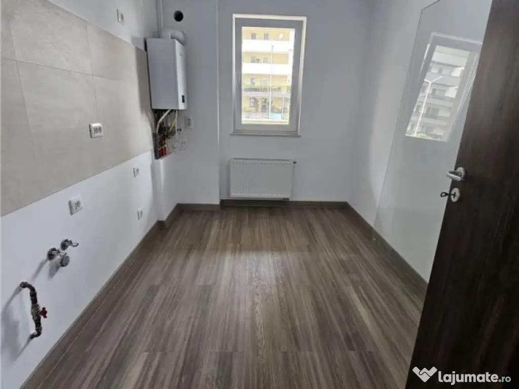 Spatiu Comercial 85mp URBAN PLAZA 