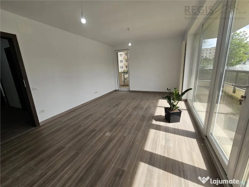 Spatiu Comercial 85mp URBAN PLAZA 