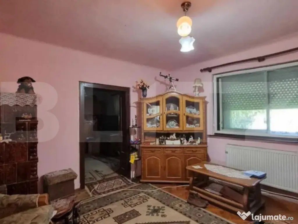 Casa de vanzare aproape de Drumul Careiului