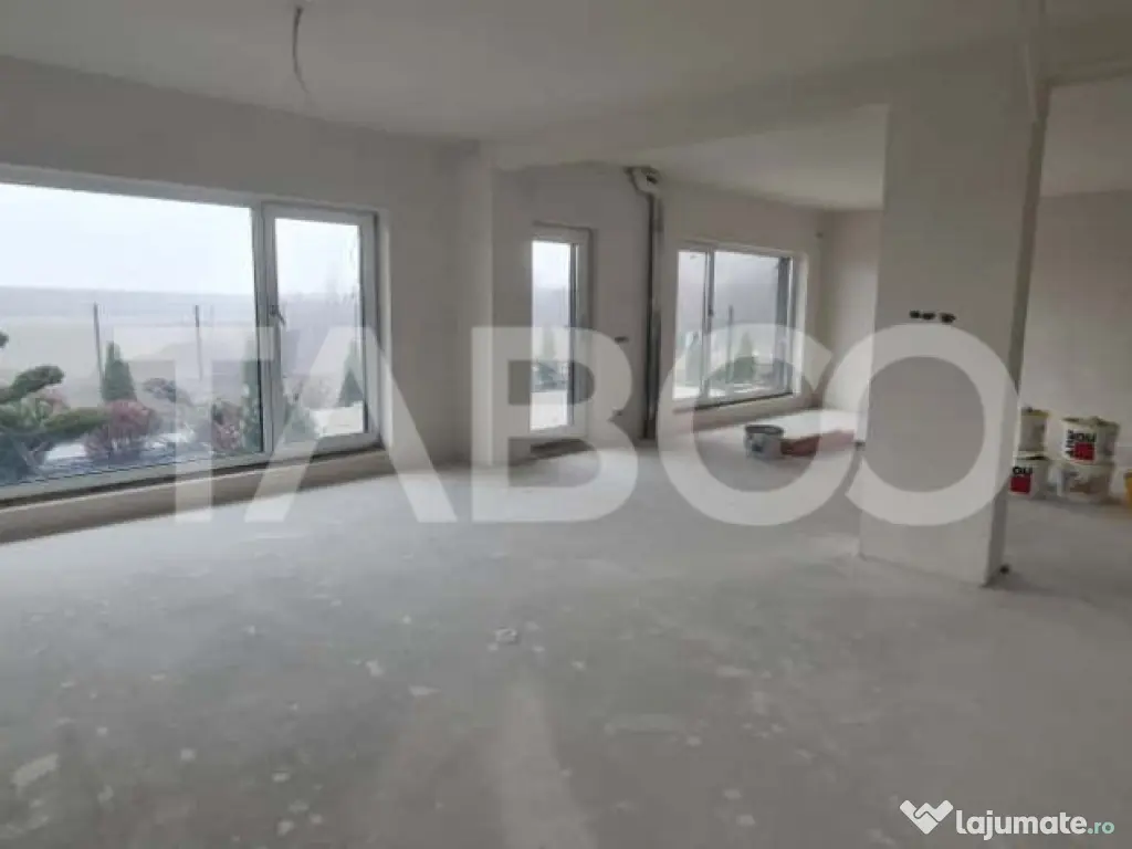 Casa individuala spatioasa Selimbar - pret excelent 