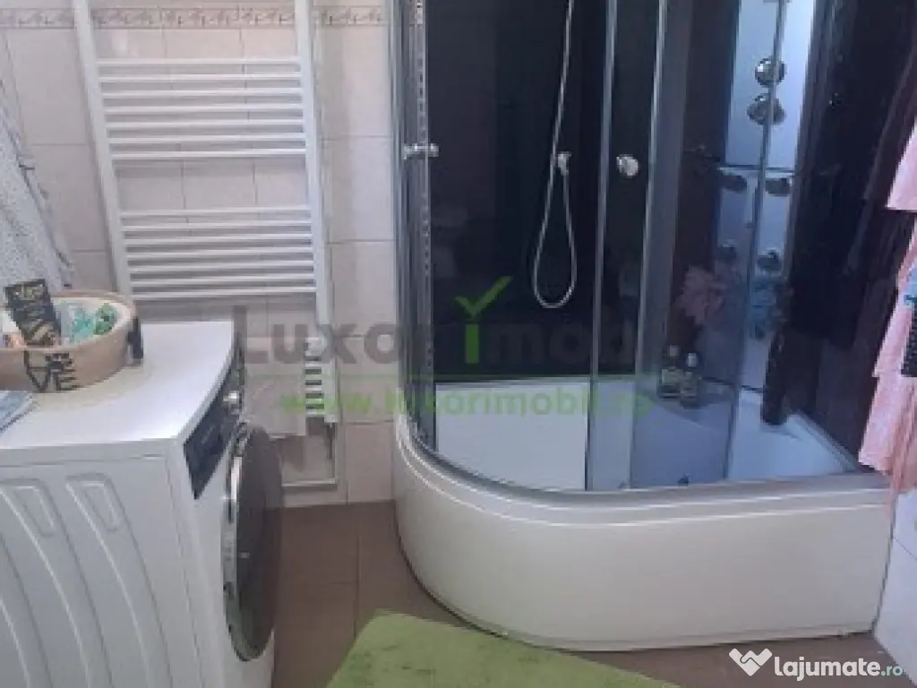 Casă solidă la șosea – Voinesti, Iași | 3 camere | 684 mp teren | gaz, 