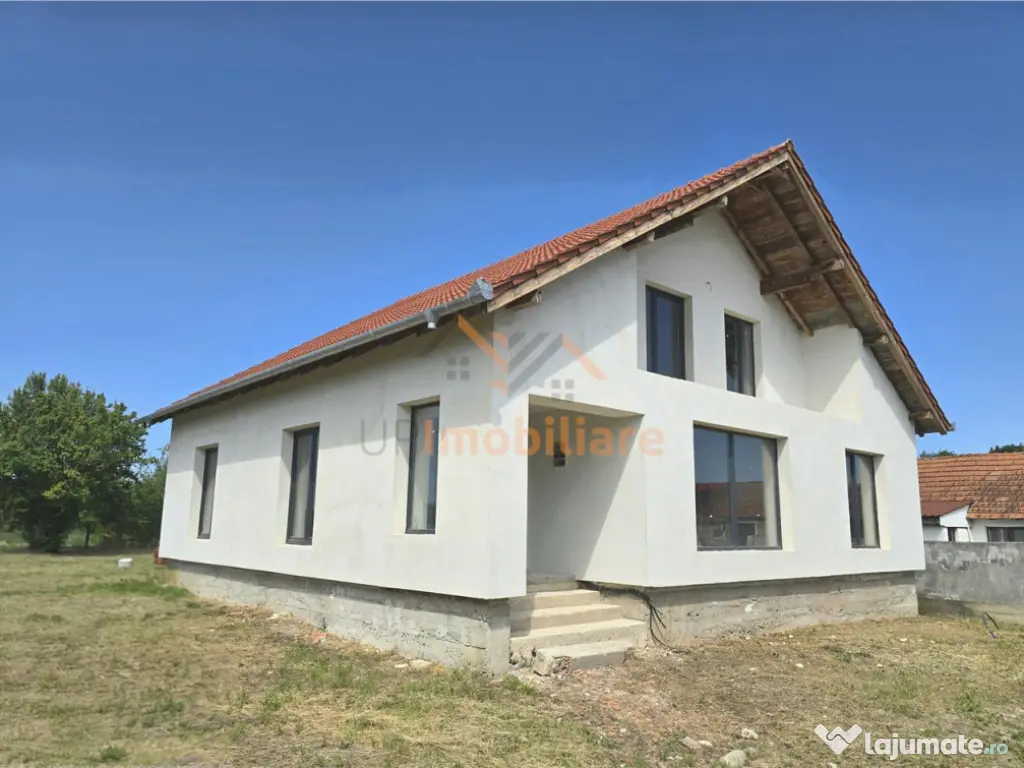 CASA 4 CAMERE | 3 BAI | SAT.CHISTAG | BIHOR