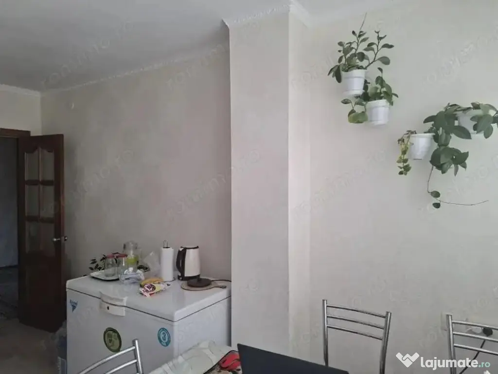 Garsoniera in zona Izvor 