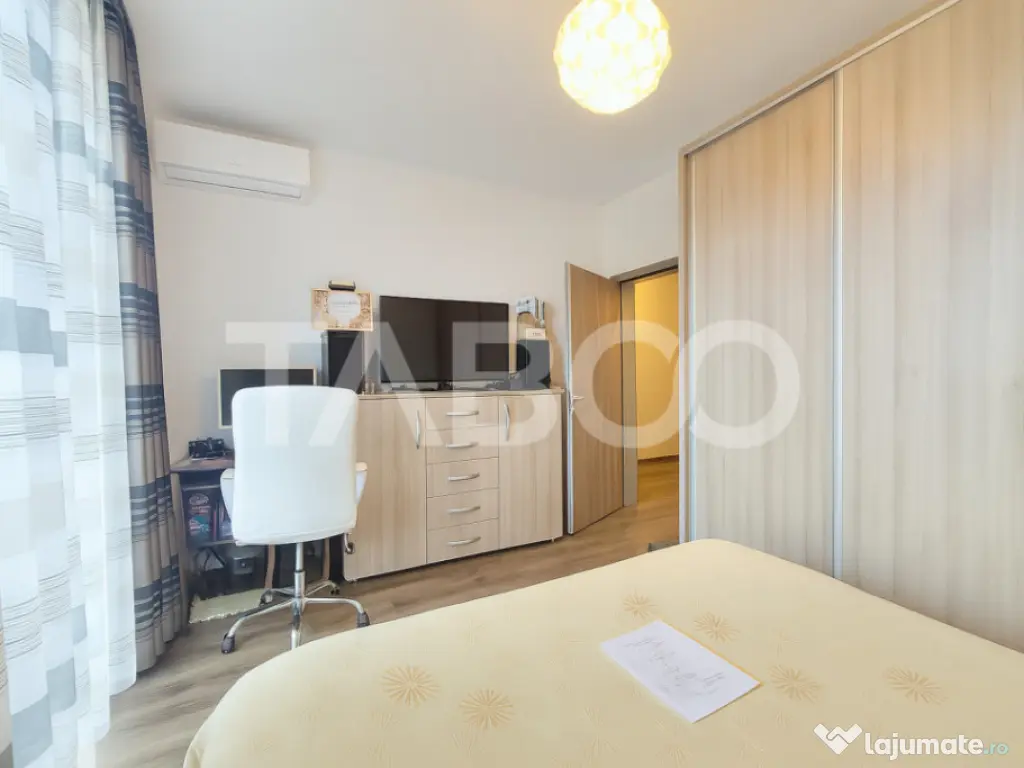 Apartament de vanzare 3 camere 2 bai etaj 1 zona Brana Selim