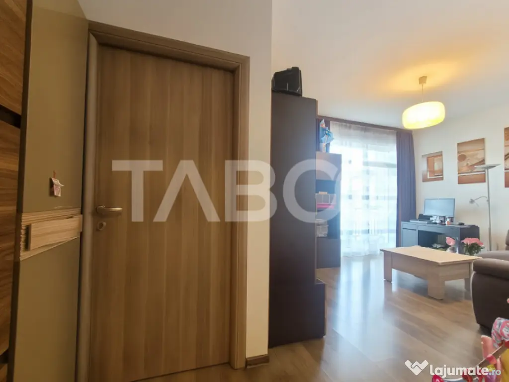 Apartament de vanzare 3 camere 2 bai etaj 1 zona Brana Selim