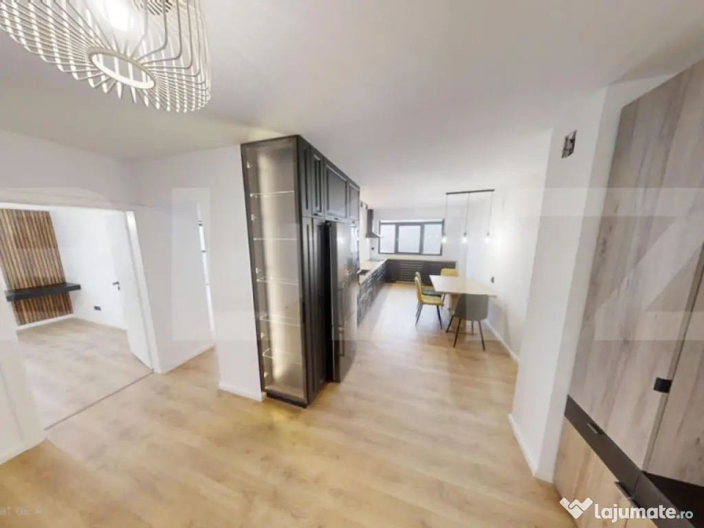 Apartament ULTRAFINISAT cu 4 camere, 110 mp, în zona Spital