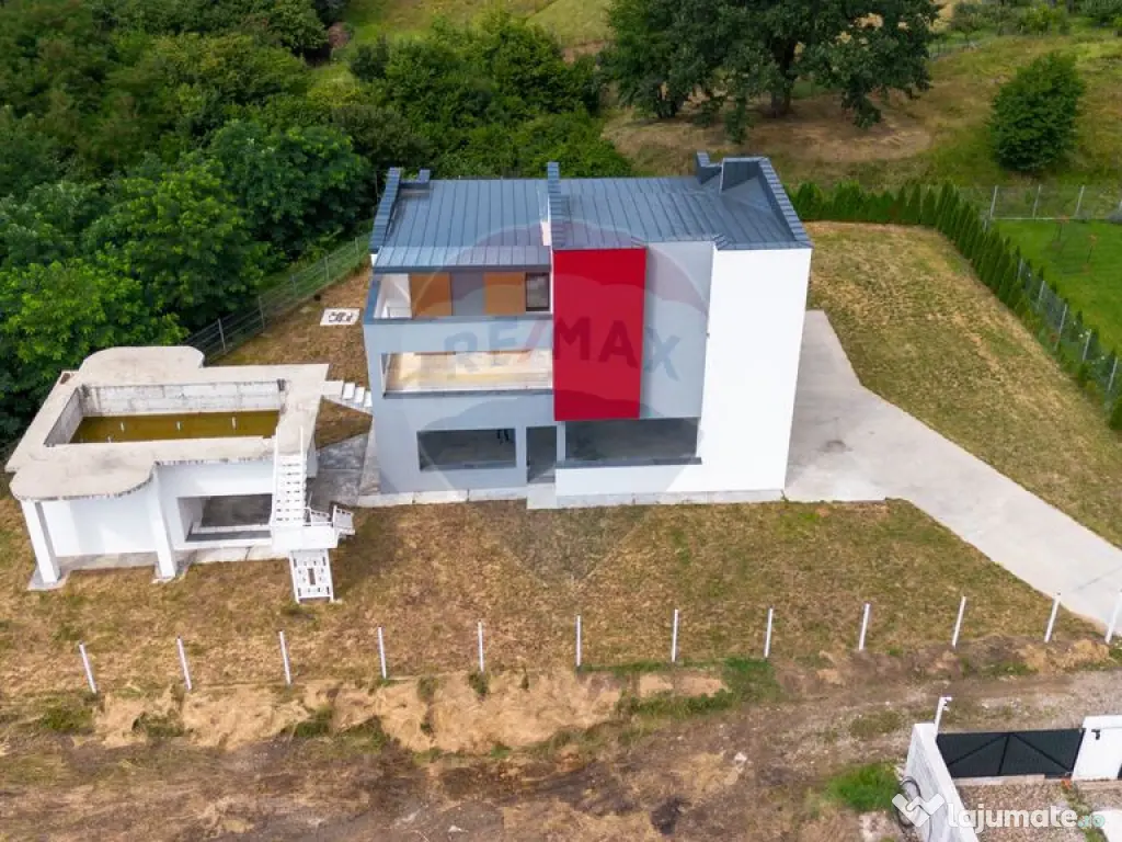 Casa de vanzare - Zona Ursulet Piatra Neamt