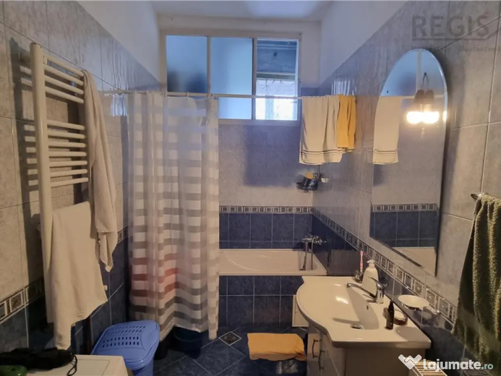 Apartament clasic de doua camere zona Centrul Istoric 