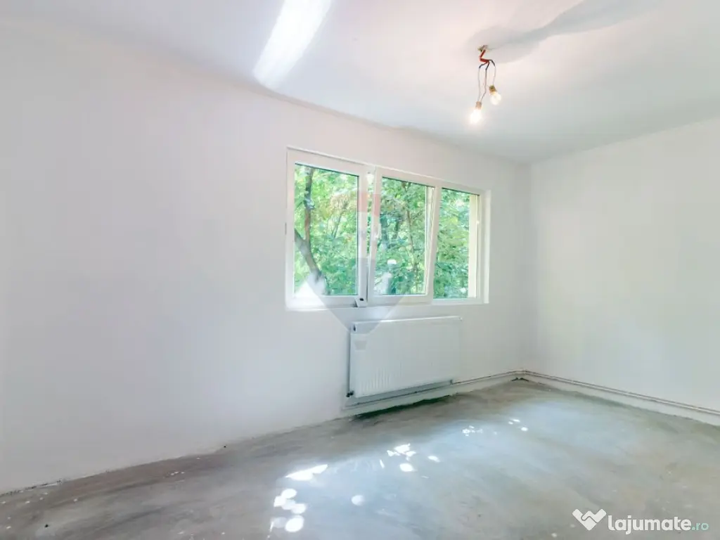 Apartament cu 3 camere de vânzare/Brancoveanu/ 