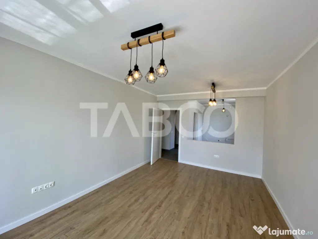 Apartament spatios cu 3 camere 2 bai si terasa de 15 mp - CO