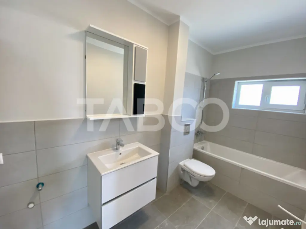 Apartament spatios cu 3 camere 2 bai si terasa de 15 mp - CO