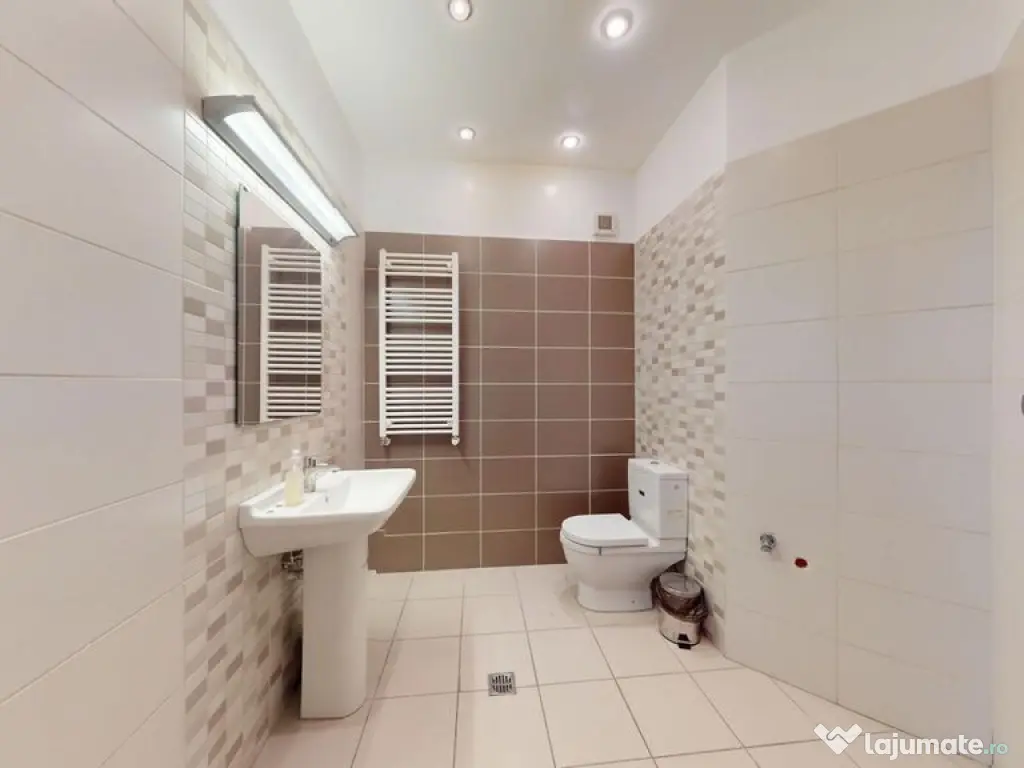 2 camere 95 MP - 2 bai Evocasa Ferdinand 58 Foisorul de F... 