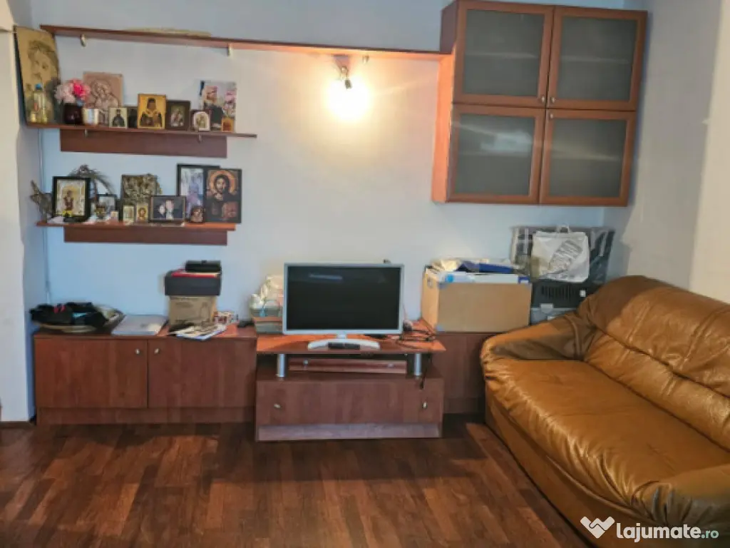 Apartament 4 camere zona Faleza Nord