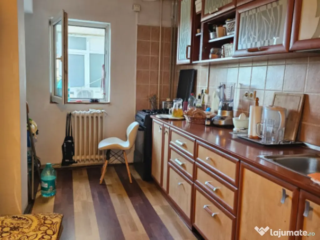 Apartament 4 camere zona Faleza Nord