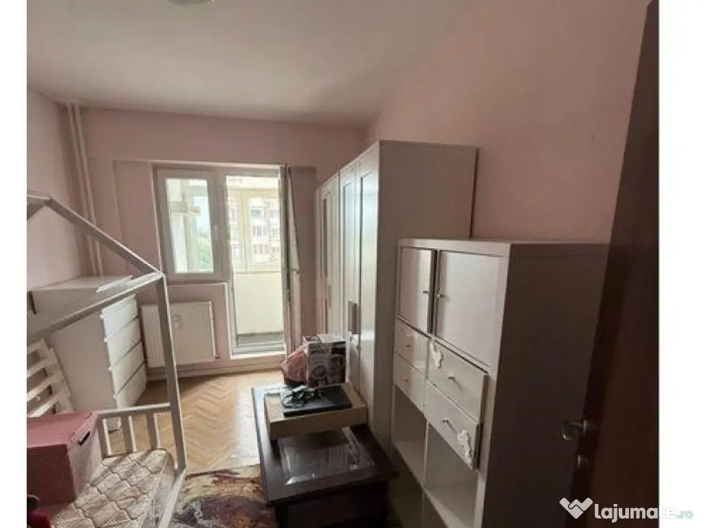 Apartament 3 camere parcul Tineretului