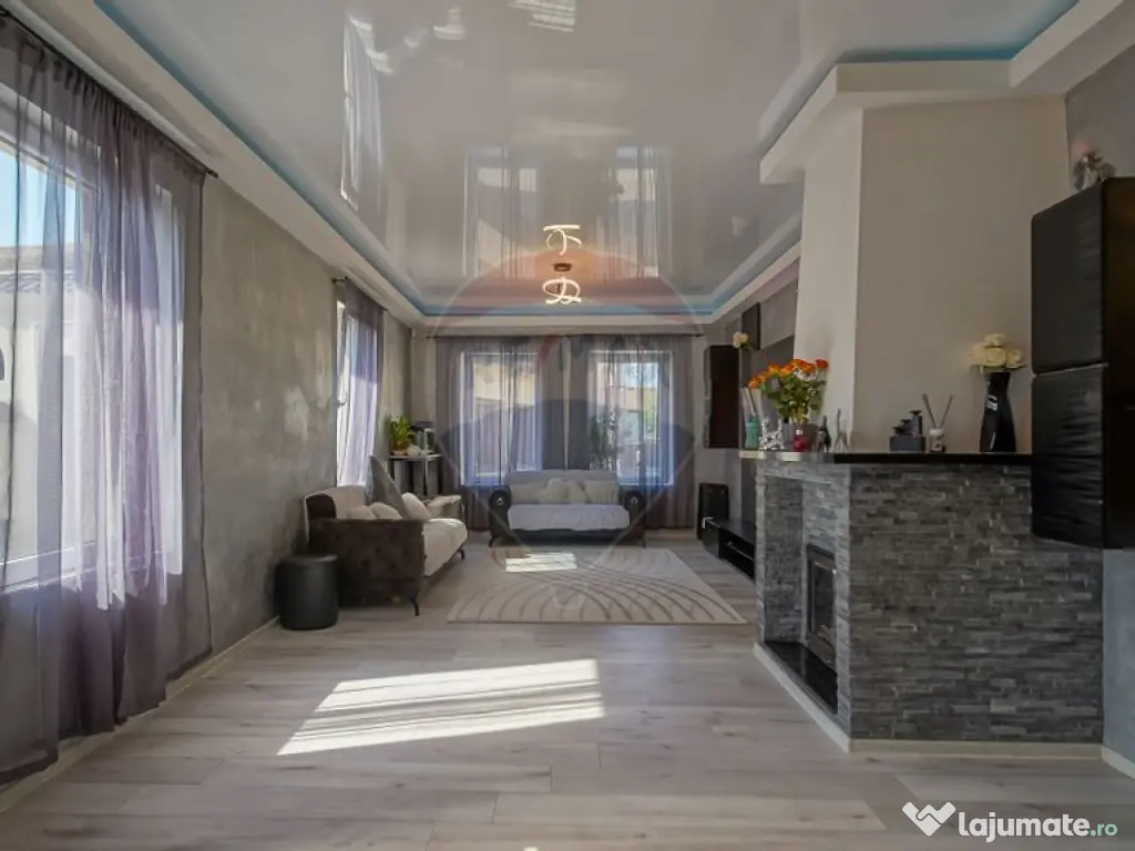 Casă / Vilă Săsească cu 6 camere de vânzare in Vulca... 