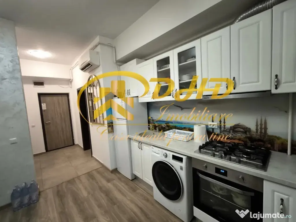 Apartament cu 3 camere situat în zona Lazăr 