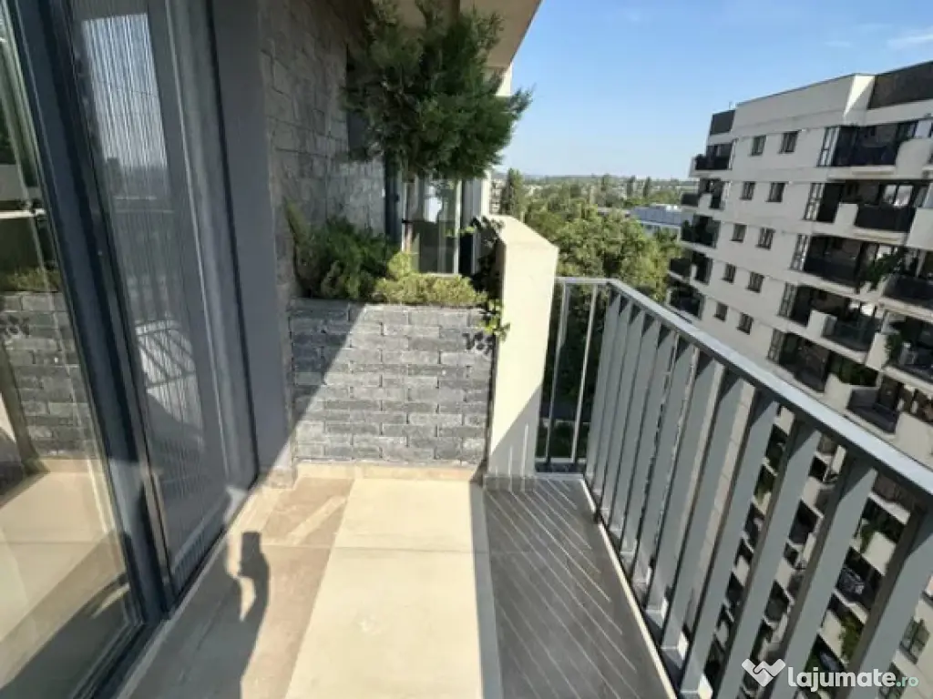 Apartament luxos la prima închiriere