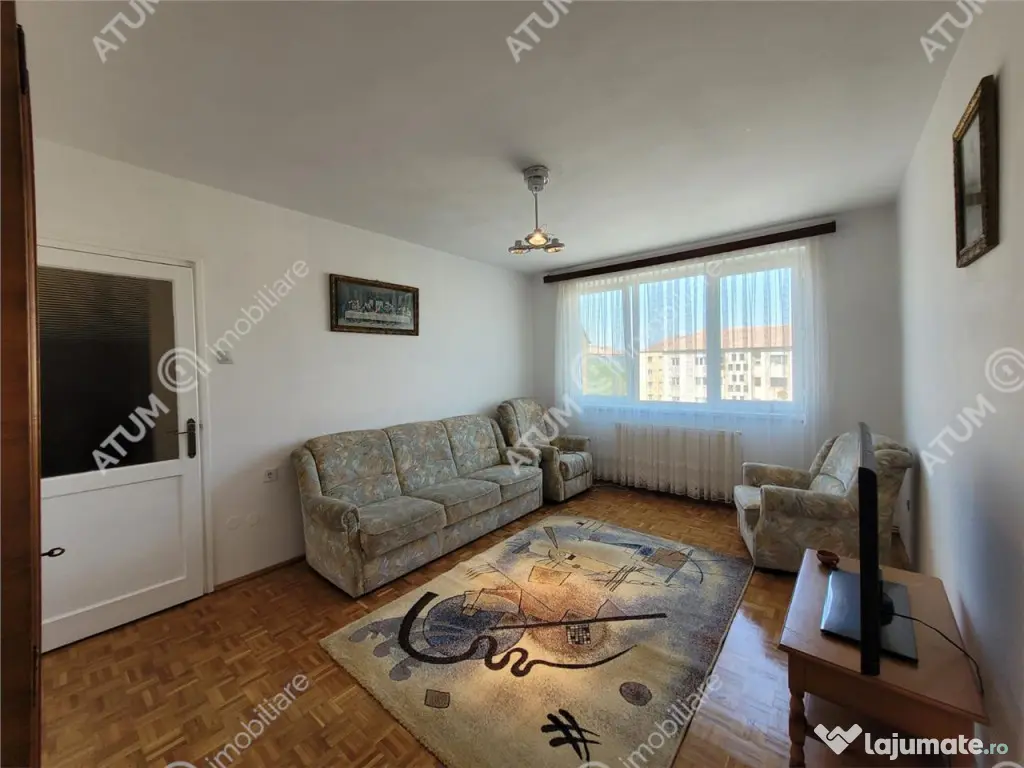 Apartament cu 3 camere si balcon in zona Rahovei din Sibiu 