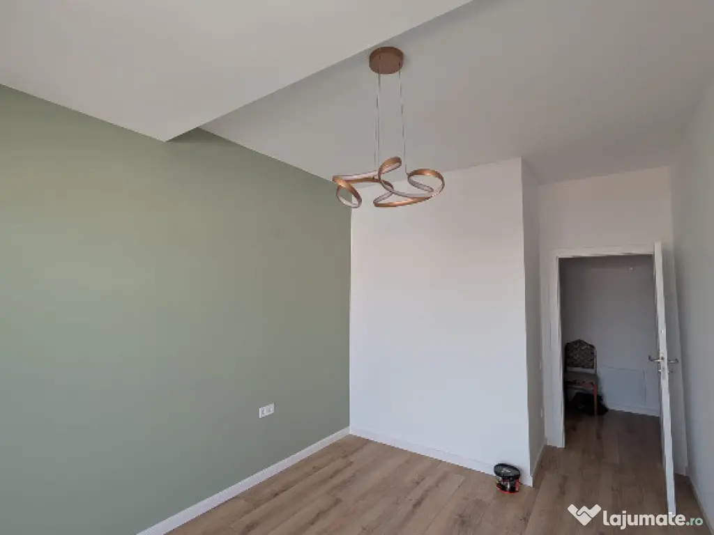 Apartament cu 3 camere