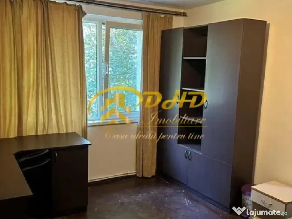 Apartamente cu 3 camere situat în Piața Unirii