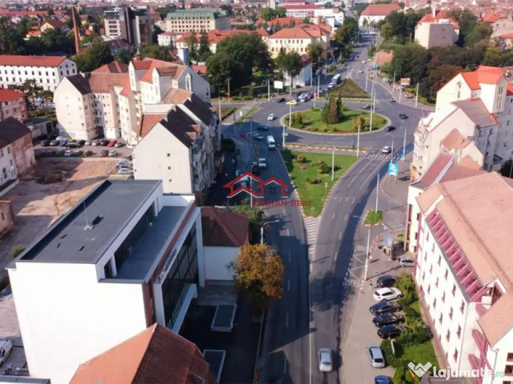 Cladire 1800 mp 82 loc.parcare,ultracentral, Sibiu,comision