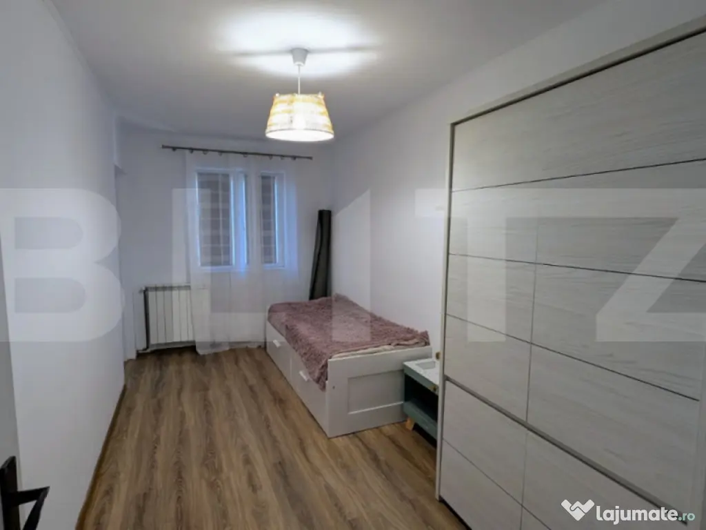 Apartament de inchiriat cu 3 camere, zona Cetate