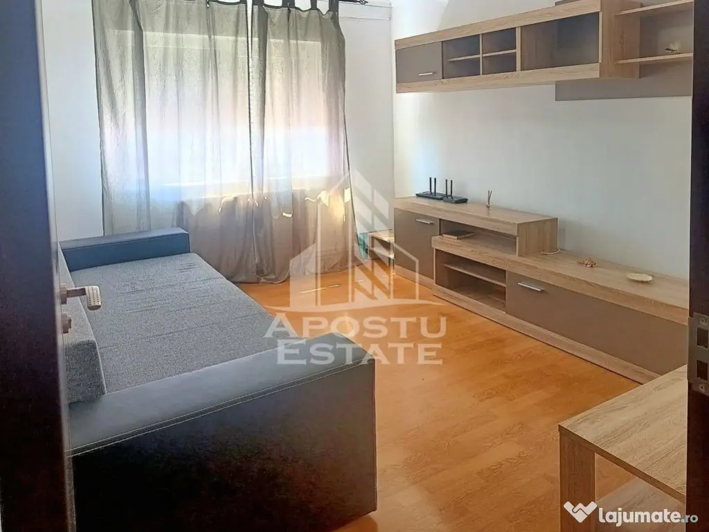 Apartament 3 camere Micalaca 82 mp