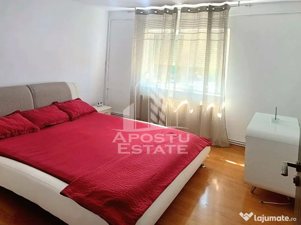 Apartament 3 camere Micalaca 82 mp