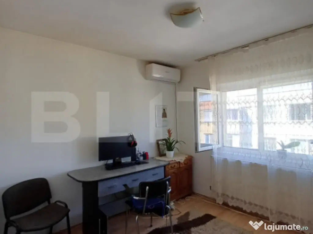 Apartament 3 camere, 74 mp zona centrala in Campia Turzii