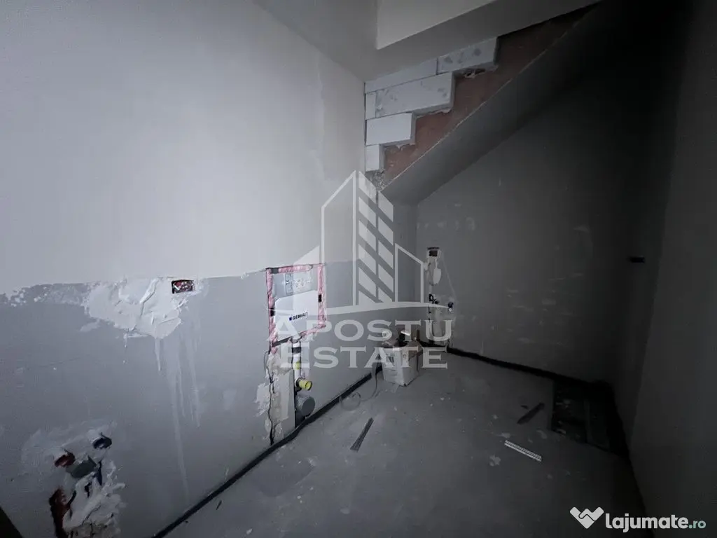 DUPLEX DE VANZARE cu suprafata foarte generoasa in Giarma... 