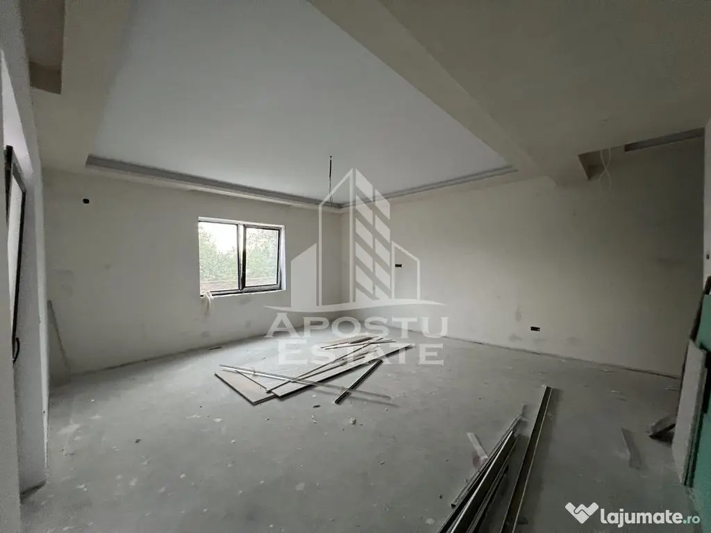 DUPLEX DE VANZARE cu suprafata foarte generoasa in Giarma... 