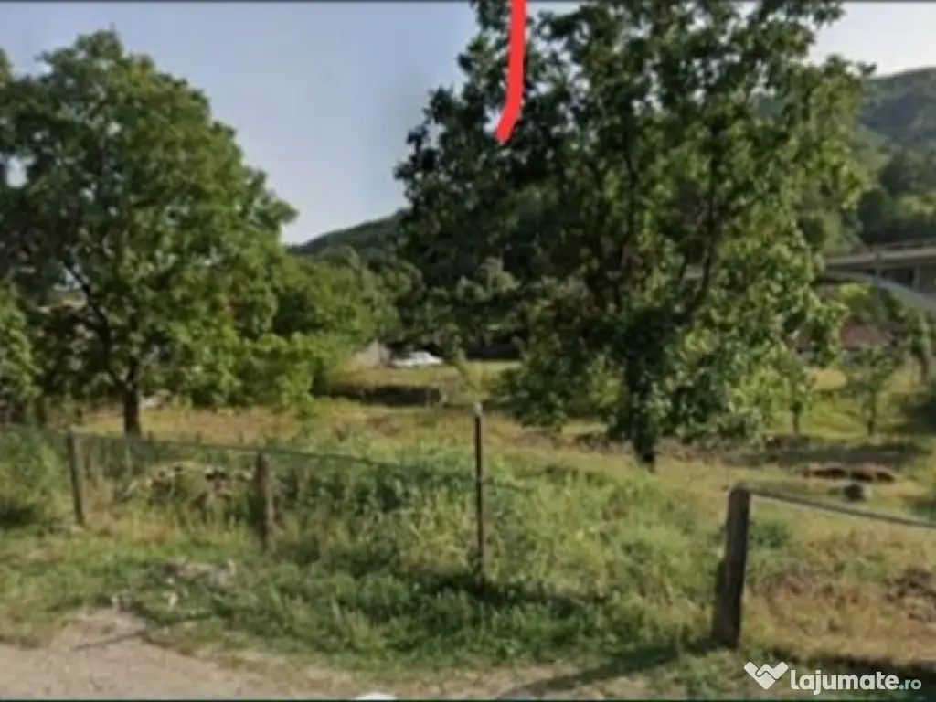 Oportunitate de investiție! Teren construibil 2.300 mp, sat 
