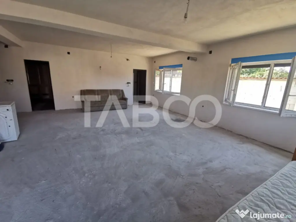 Casa individuala cu 5 camere in localitatea Miercurea Sibiul