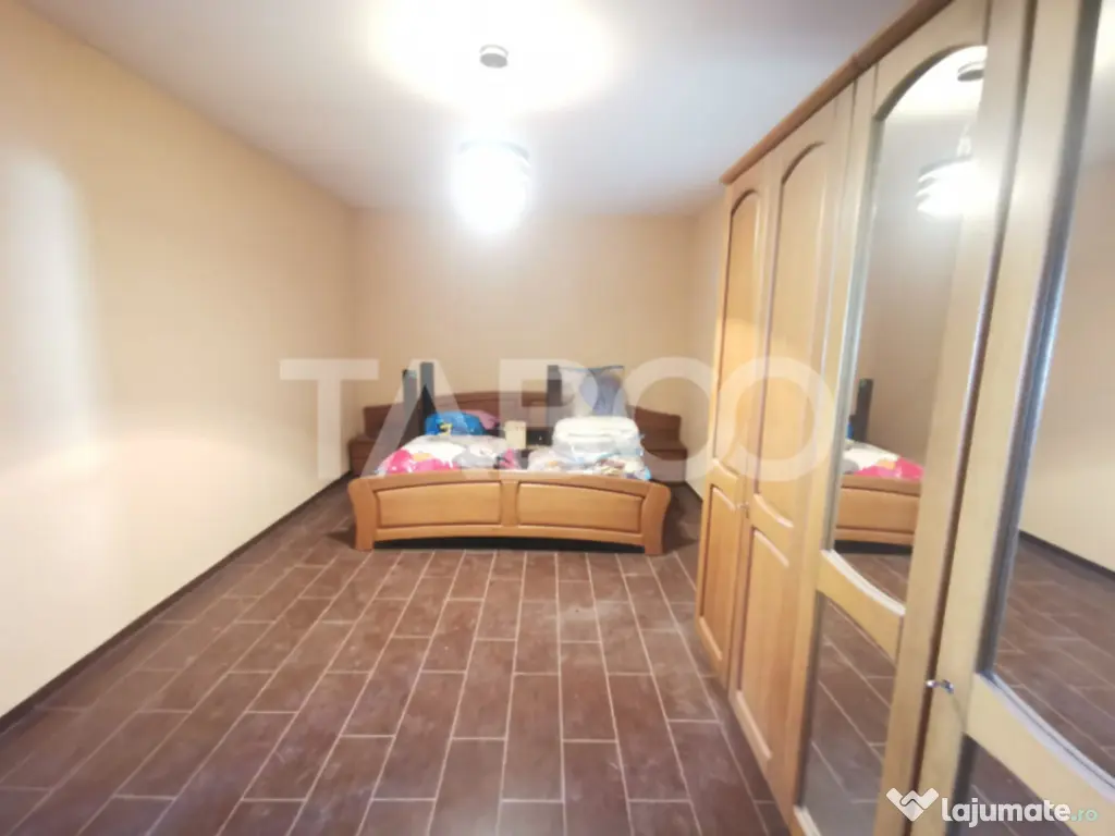 Casa individuala cu 5 camere in localitatea Miercurea Sibiul