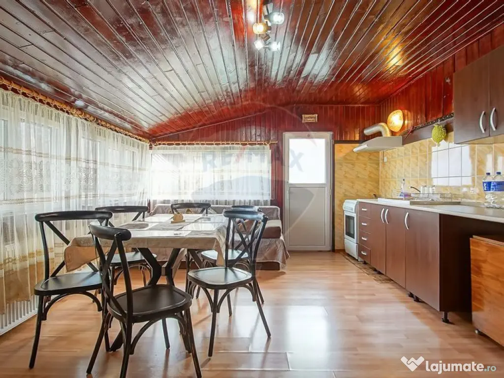 Vilă cu farmec istoric în Bușteni, pensiune sau locuin...