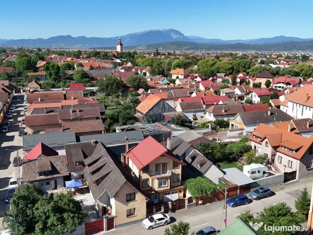 Casă individuală de vânzare | P+E+M | Central | Cristian