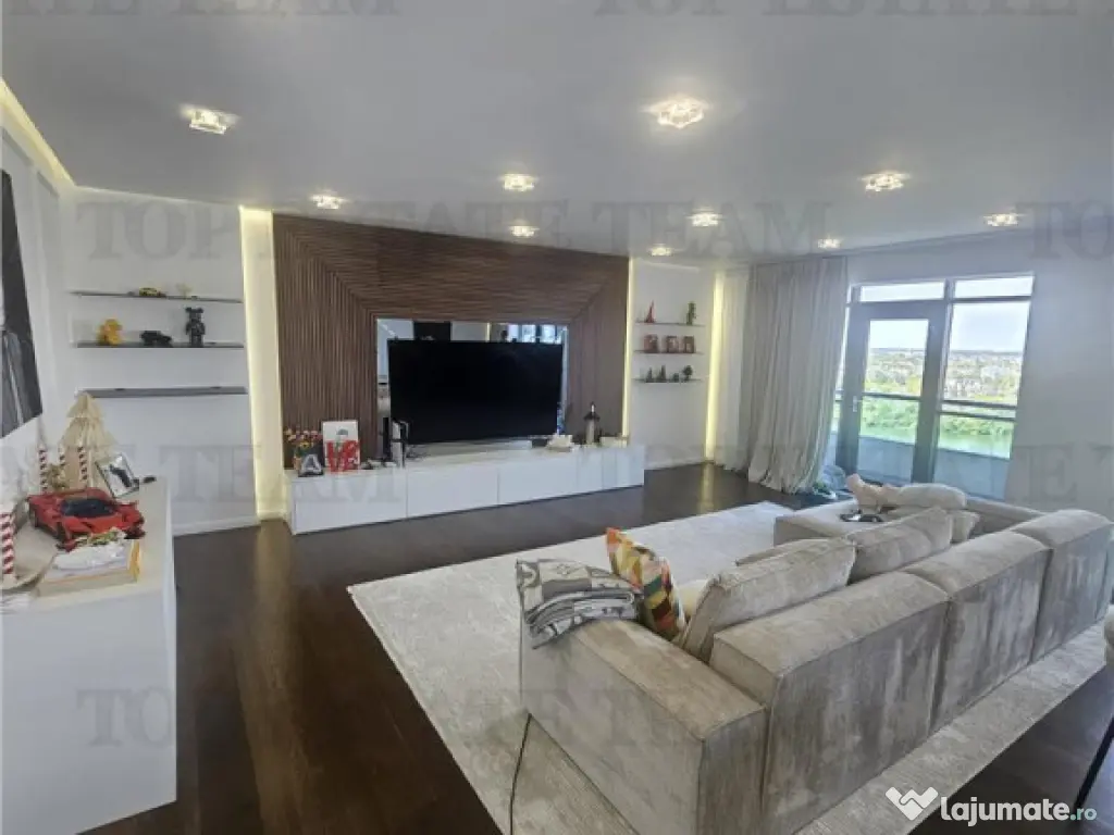 Penthouse de Lux cu vedere pe lacul tei