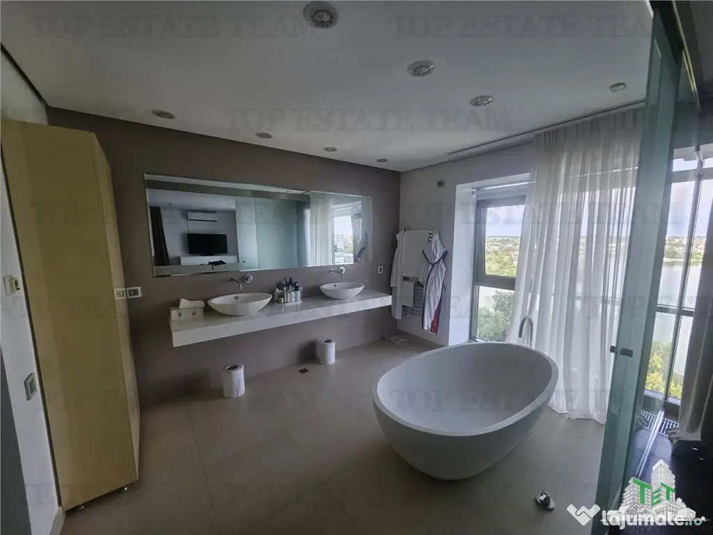 Penthouse de Lux cu vedere pe lacul tei