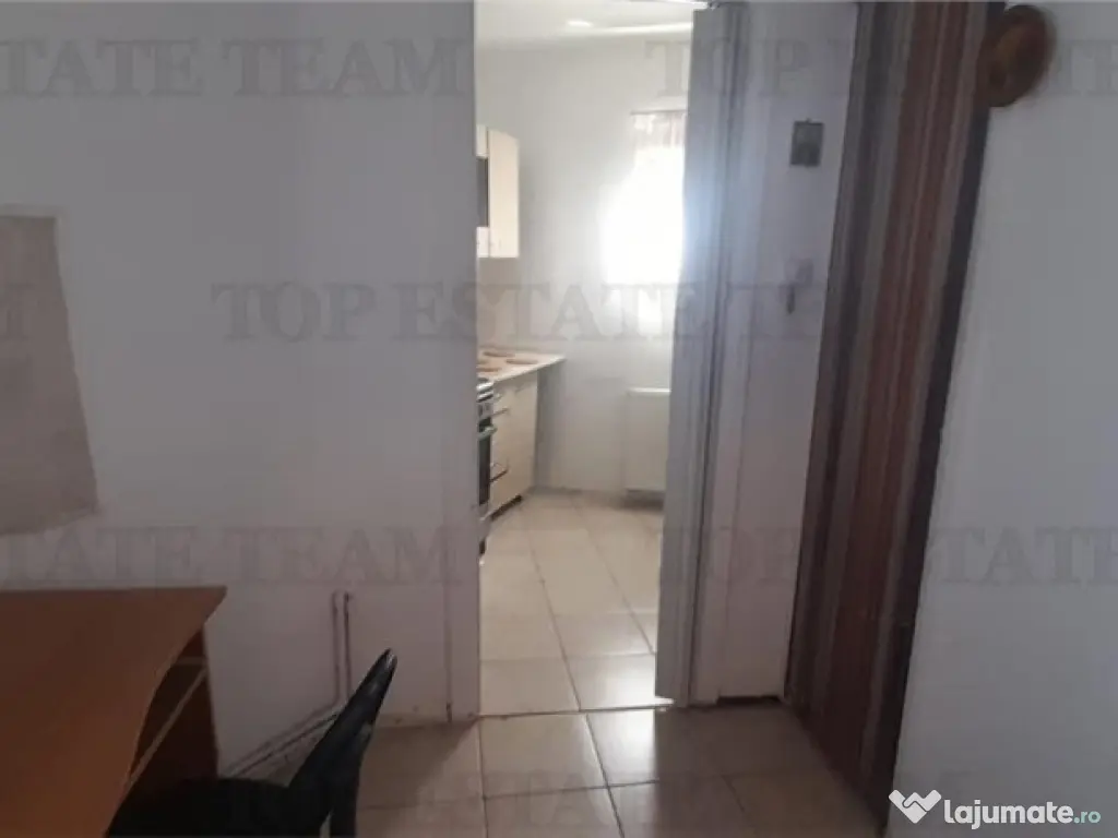 Unirii Marasesti apartament in vila etaj 1/2 