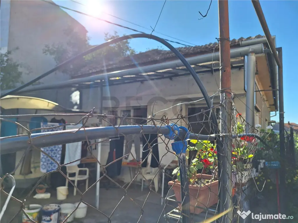 Reco, Casa Oradea Central 