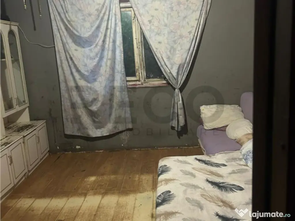 Casa in Cauasd la pret de teren 