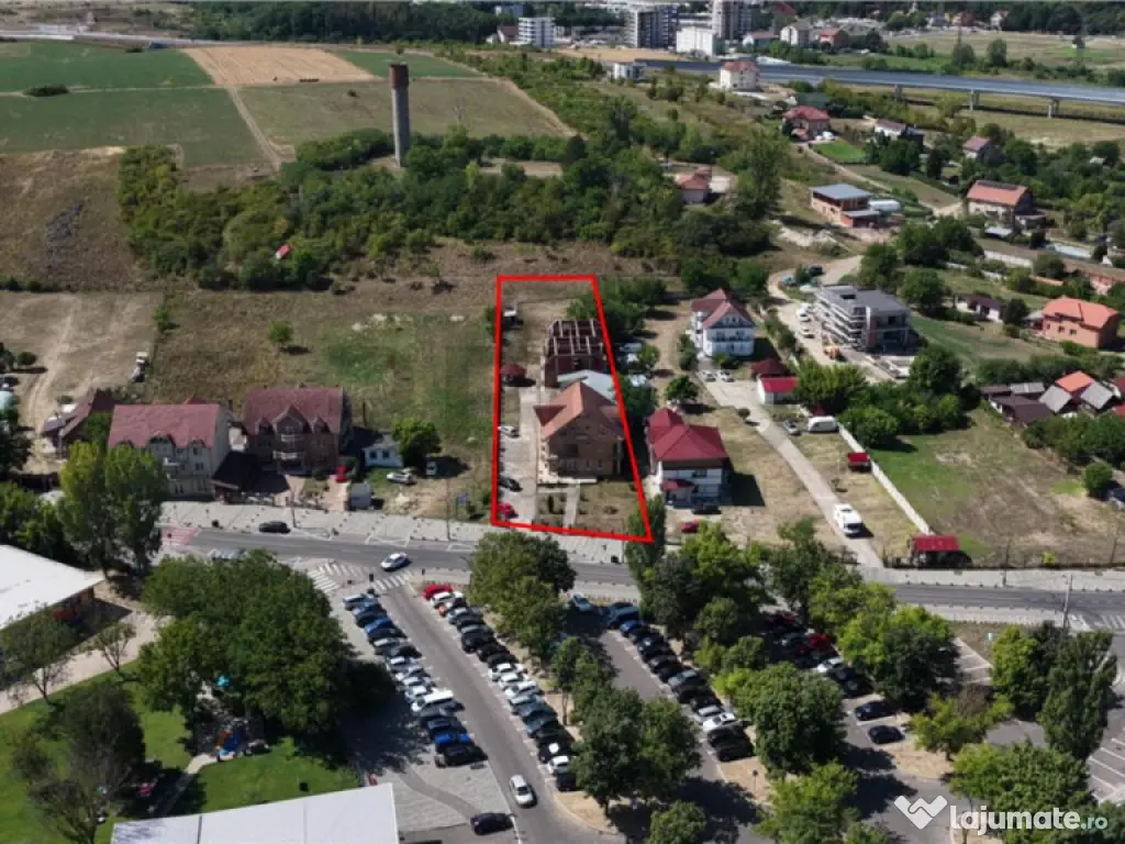 RECO Pensiune 32 camere, 1 Mai 