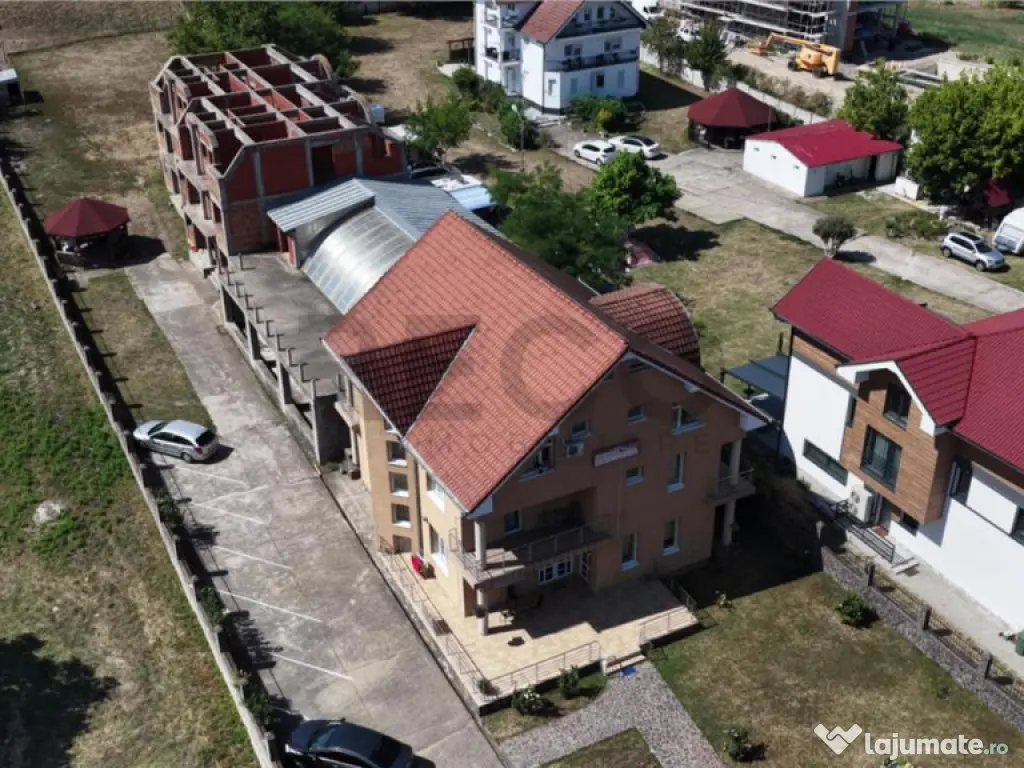 RECO Pensiune 32 camere, 1 Mai 