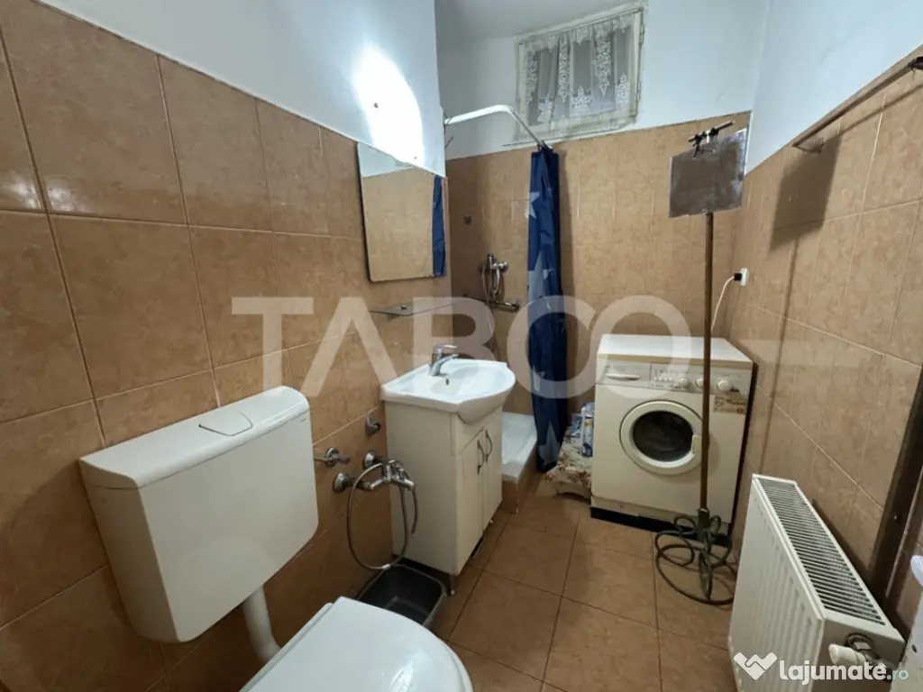 Apartament 2 camere 47 mpu decomandat 2 boxe la subsol garaj