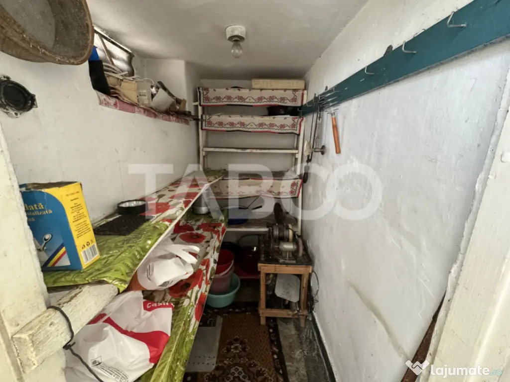 Apartament 2 camere 47 mpu decomandat 2 boxe la subsol garaj