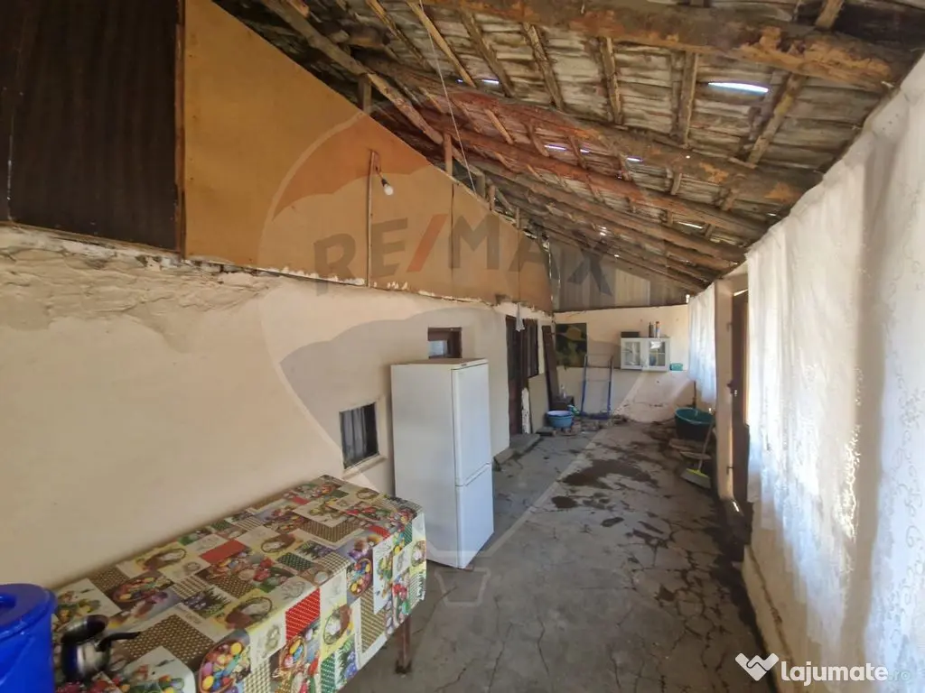 Casă / Vilă cu 3 camere de vânzare 