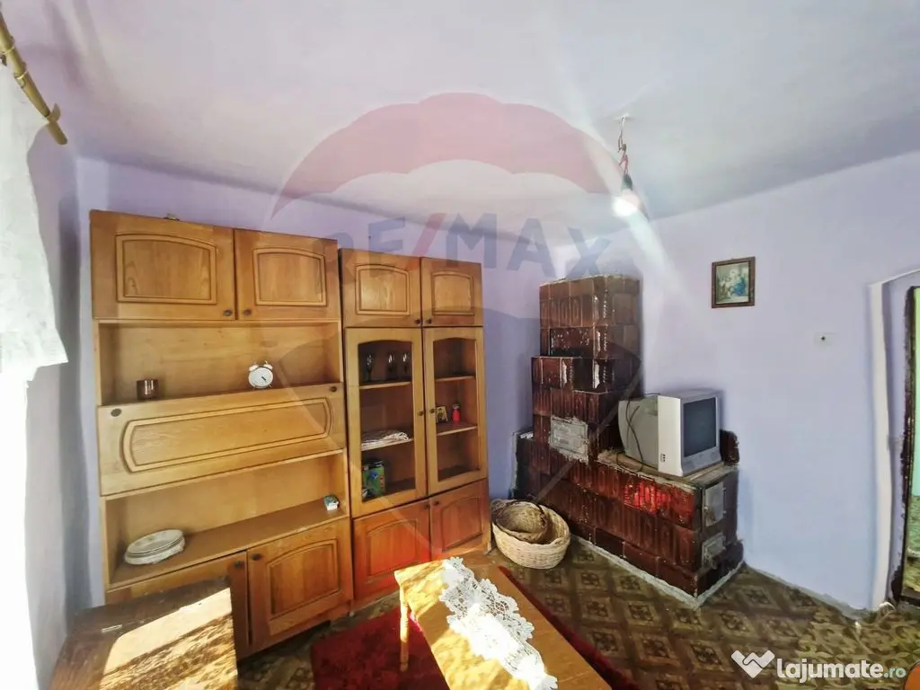 Casă / Vilă cu 3 camere de vânzare 