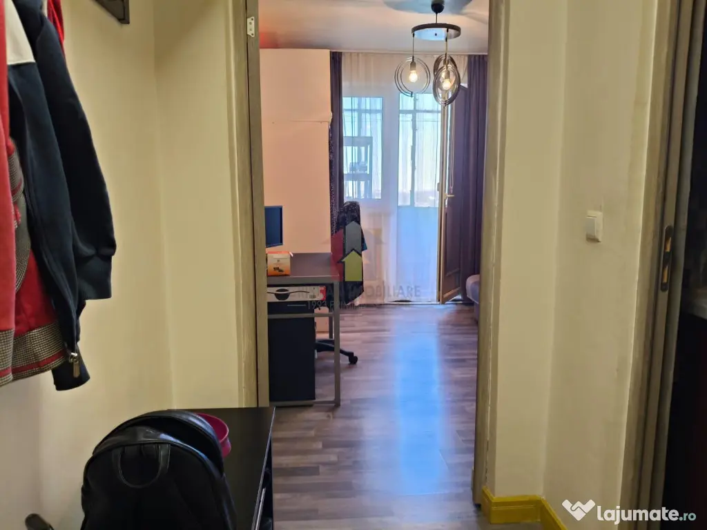 Apartament 4 camere, confort 1 decomandat, Viziru 3 