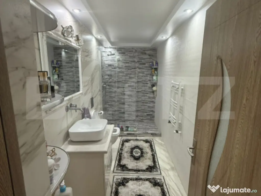 Casa/Vila multifunctioanala 230 mp utili, 520 mp teren, zon 